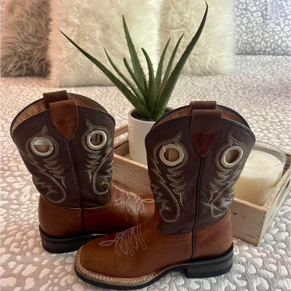 Boots boy cowboy